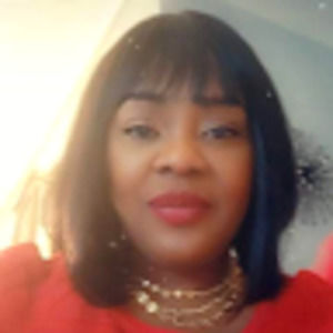 Meet your Posher, Estella